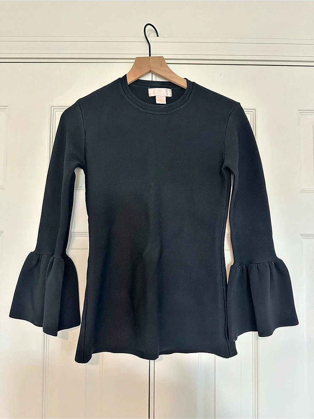 Rachel Parcell Bell Sleeve Top in Black Small Like New